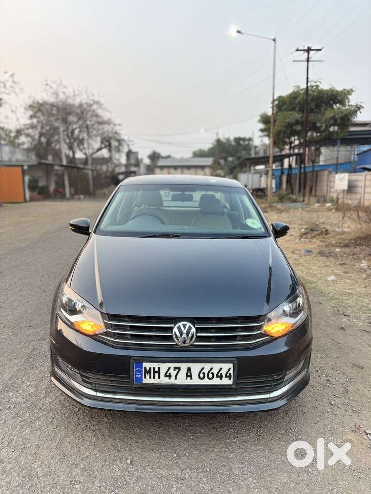 Volkswagen Vento 1.2 Tsi Highline Plus At, 2015, Petrol