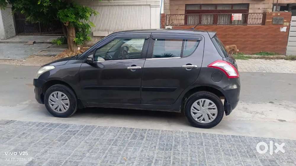 Maruti Swift Vxi 2015 Cng First Owner