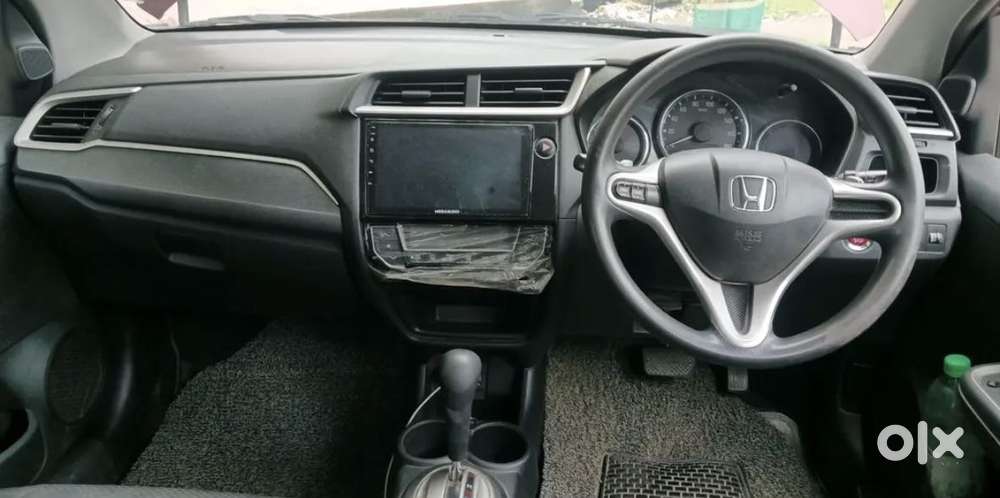 Honda Br-v Style Edition V Cvt, 2018, Petrol