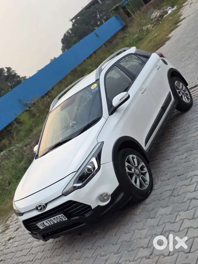 Hyundai I20 Active 
Petrol 
Full Insurance
Central Locking