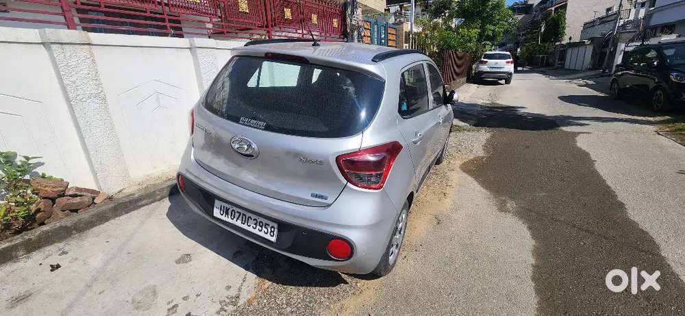 Hyundai Grand I10 Sportz 2017 Single Owner Good Condition