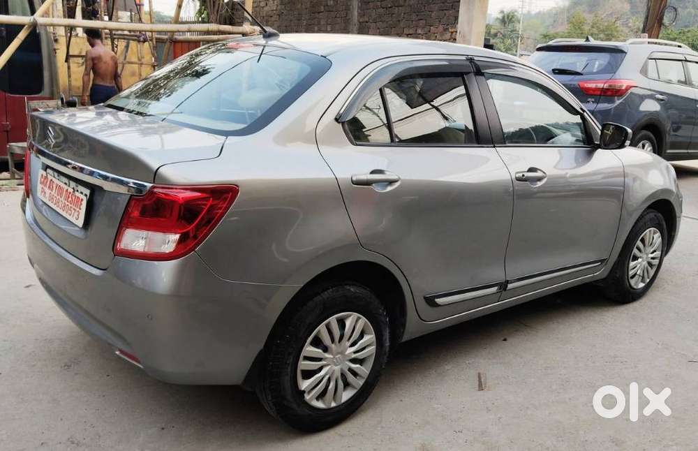 Maruti Suzuki Dzire 1.2 Vxi, 2022, Petrol