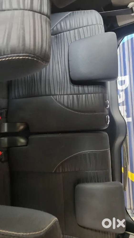 Toyota Innova Crysta 2.4 V 2018