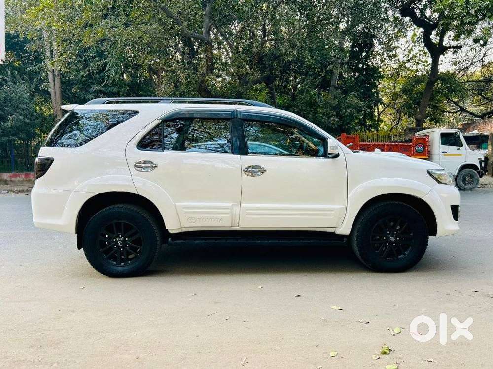 Toyota Fortuner 3.0 4x2 Mt, 2015, Diesel