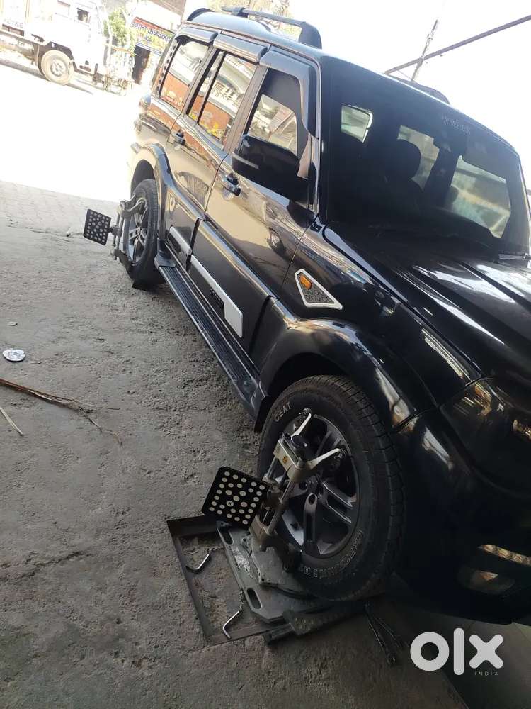 Mahindra Scorpio Classic 2017