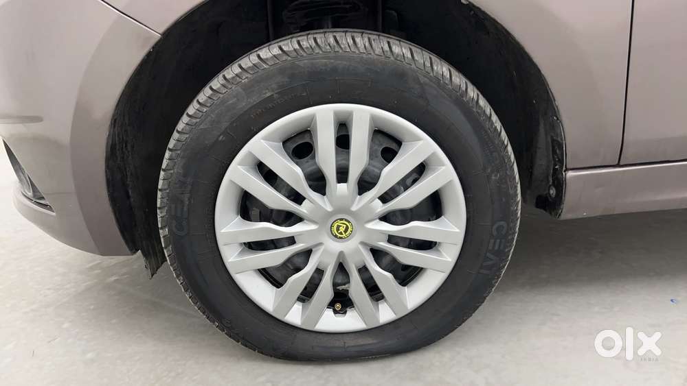 Tata Tiago 1.2 Revotron Xt, 2017, Petrol