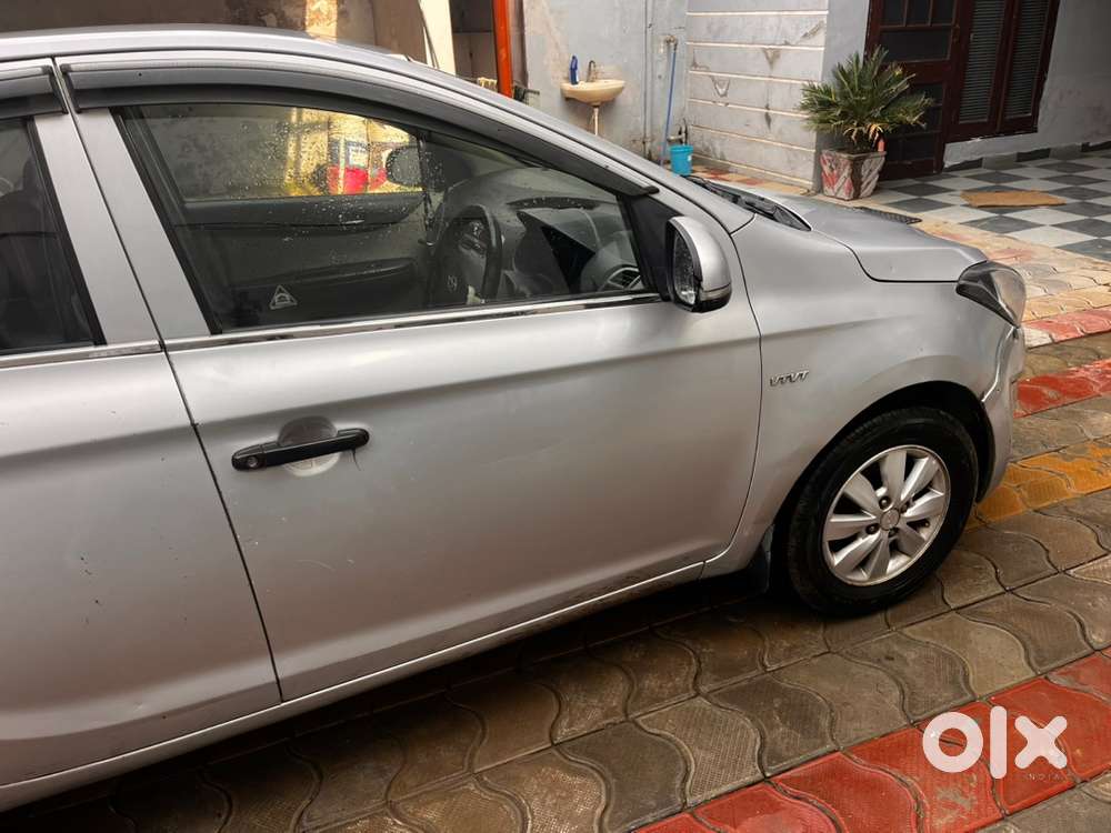 Hyundai I20 2013 Cng & Hybrids 145000 Km Driven