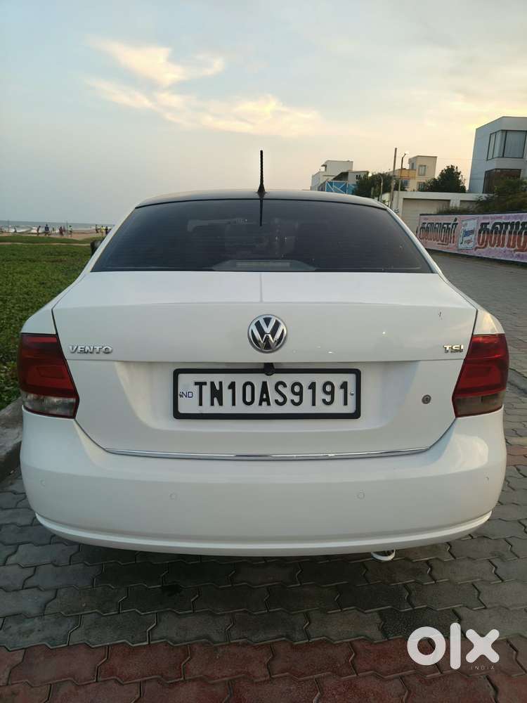 Volkswagen Vento 1.2 Tsi Highline At, 2015, Petrol