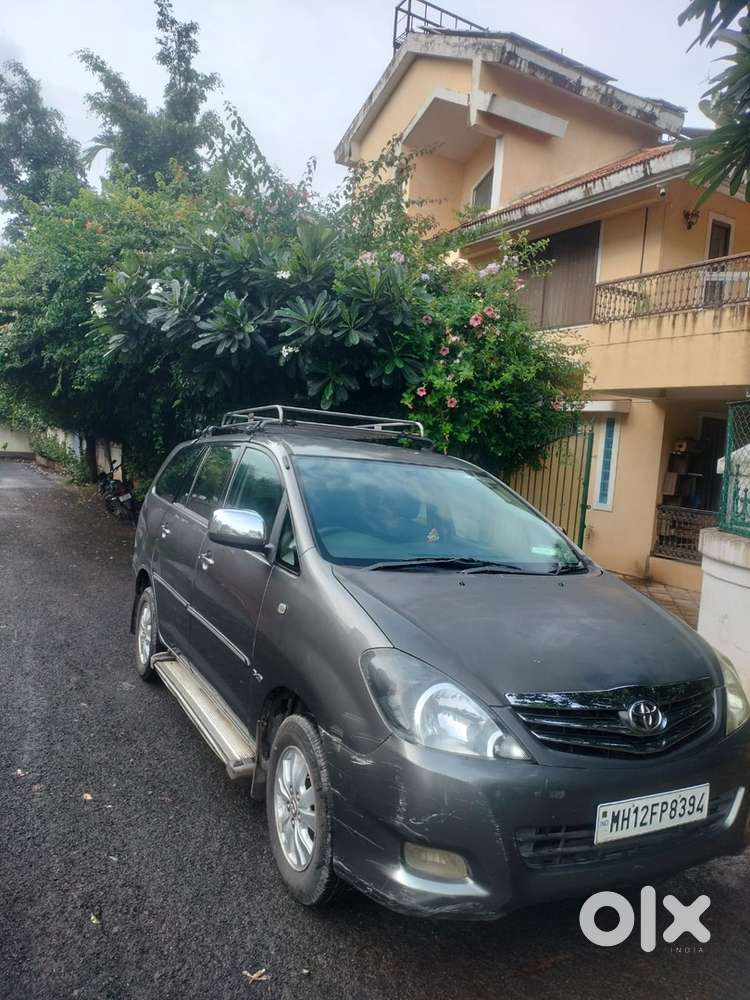 Toyota Innova 2.5 V 8 Seater Accident Free Single Owner