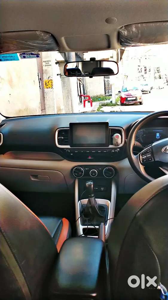 Hyundai Venue 1.2 Petrol 2024