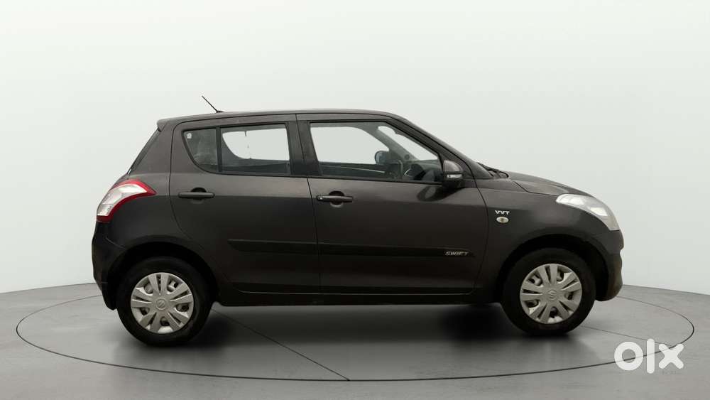 Maruti Suzuki Swift 1.2 Lxi (o), 2015, Petrol
