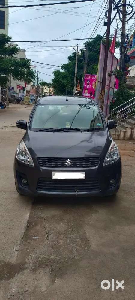 Maruti Ertiga Vdi Bsiv 2012, Granite Colour, Sedan, 7 Seater.