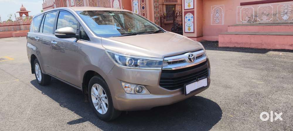 Toyota Innova Crysta 2.4 V 8 Str, 2017, Diesel