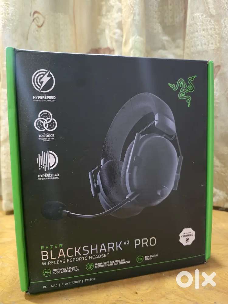Razer BLACKSHARK V2 pro WIRELESS ESPORTS GAMING HEADSET Headphones