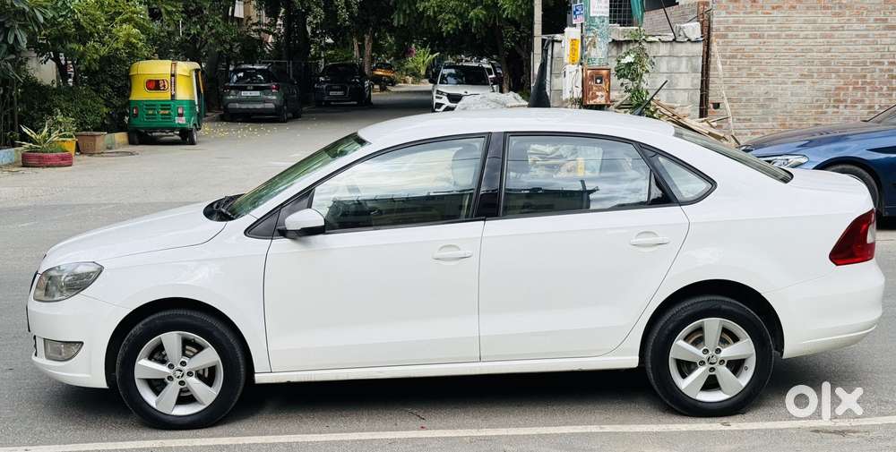 Skoda Rapid 1.6 Mpi Style, 2016, Petrol