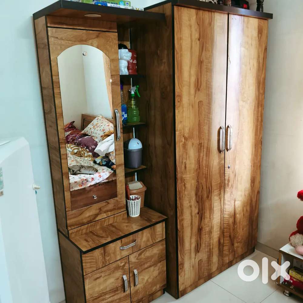 Dressing table and wardrobe