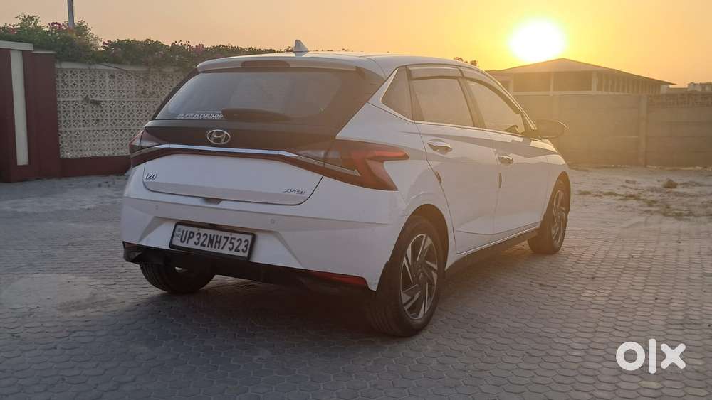 Hyundai New I20 1.2 Asta (o) Mt, 2023, Petrol