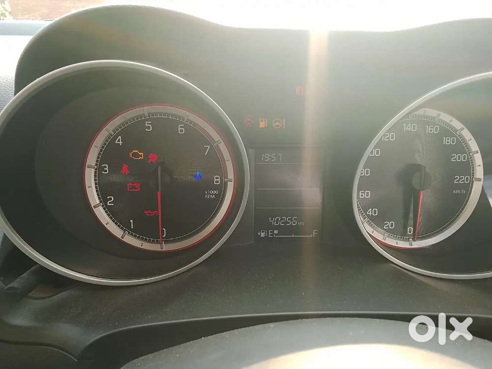 Maruti Suzuki Swift 2023 Petrol 40256 Km Driven