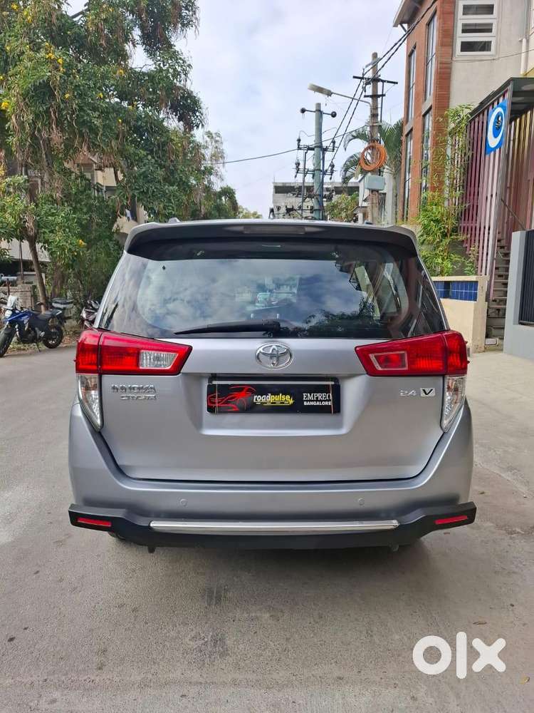 Toyota Innova Crysta 2.4 V 7 Str, 2016, Diesel