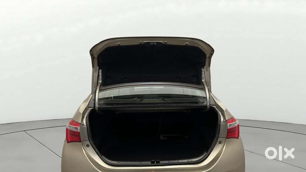 Toyota Corolla Altis [2014-2017] 1.8 G Cvt, 2015, Petrol