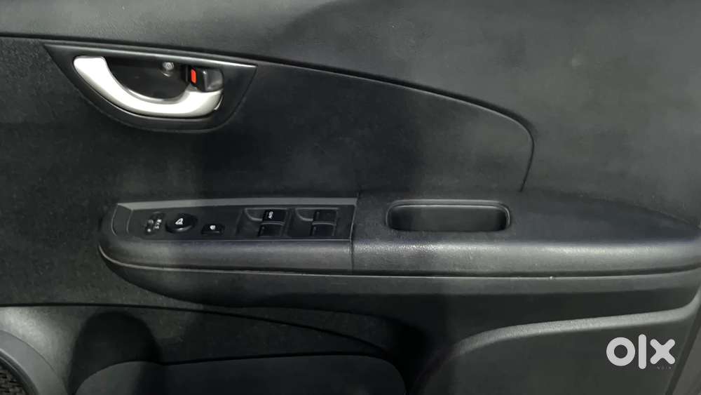 Honda Br-v 1.5 S I-vtec Mt, 2018, Petrol