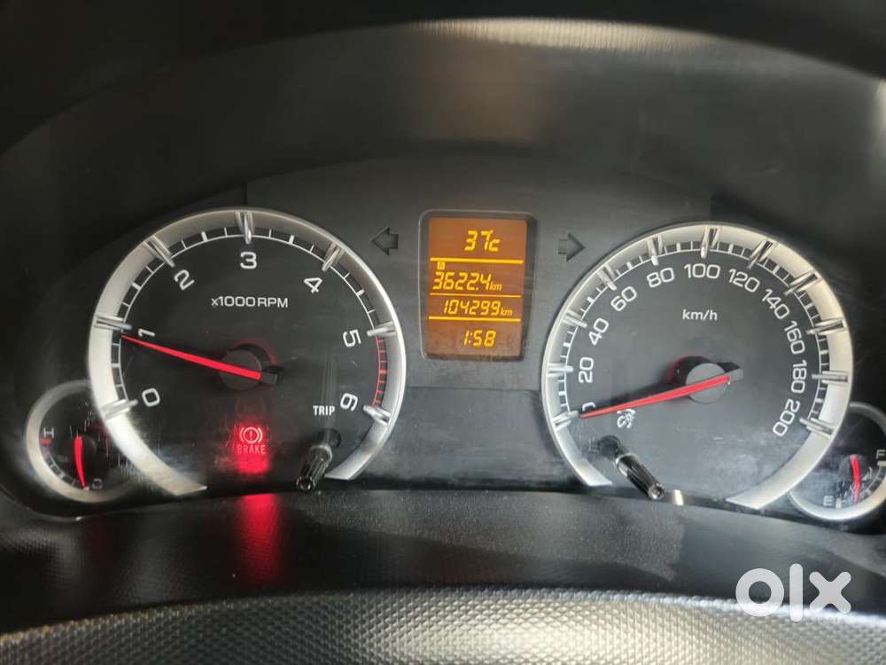 Maruti Suzuki Swift 2015 Diesel 104299 Km Driven