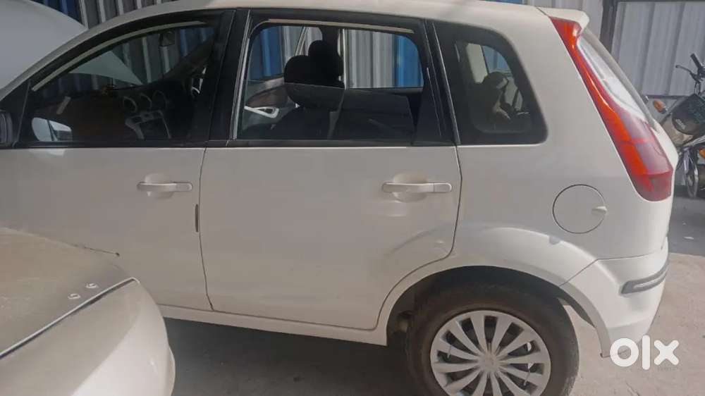 Ford Figo Titanium Petrol