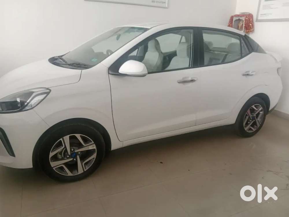 2024 Hyundai Aura Petrol Automatic