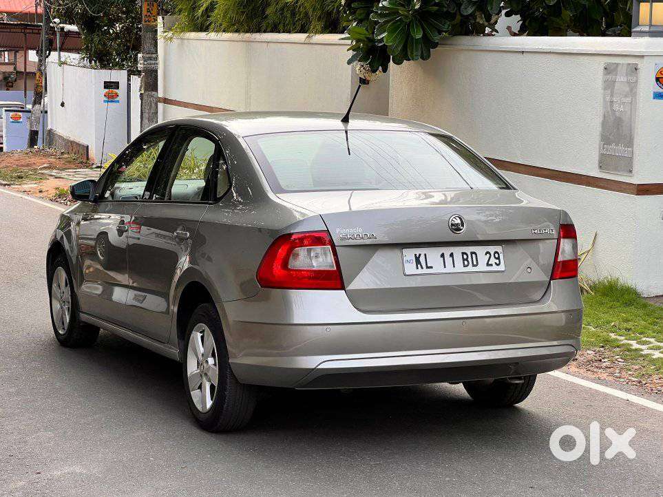 Skoda Rapid [2016-2021] 1.6 Mpi Style Plus, 2016, Petrol