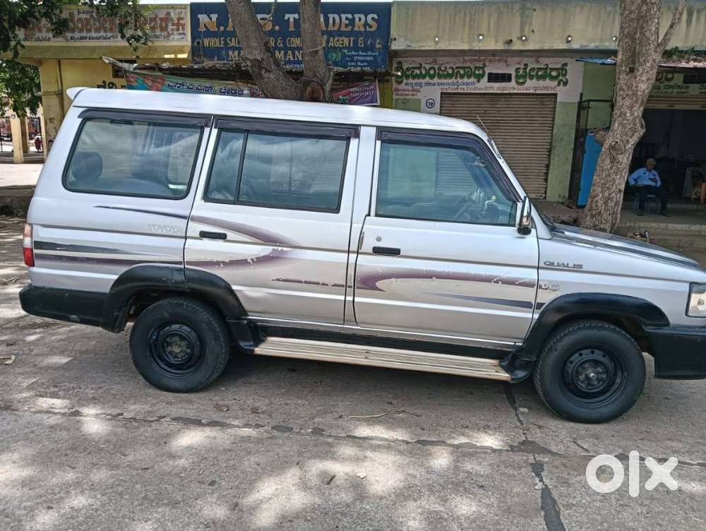 Toyota Qualis Fs 8seater, 2004, Diesel