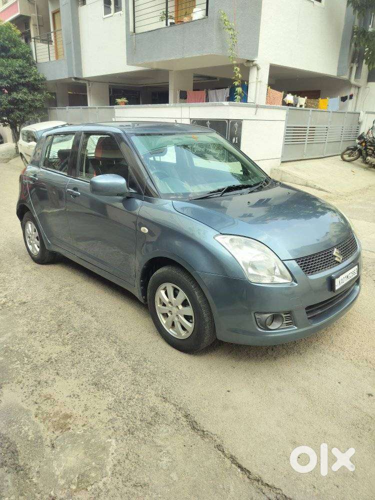 Maruti Suzuki Swift Zxi, 2010