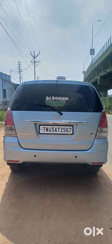 Toyota Innova 2.0 V, 2011, Diesel