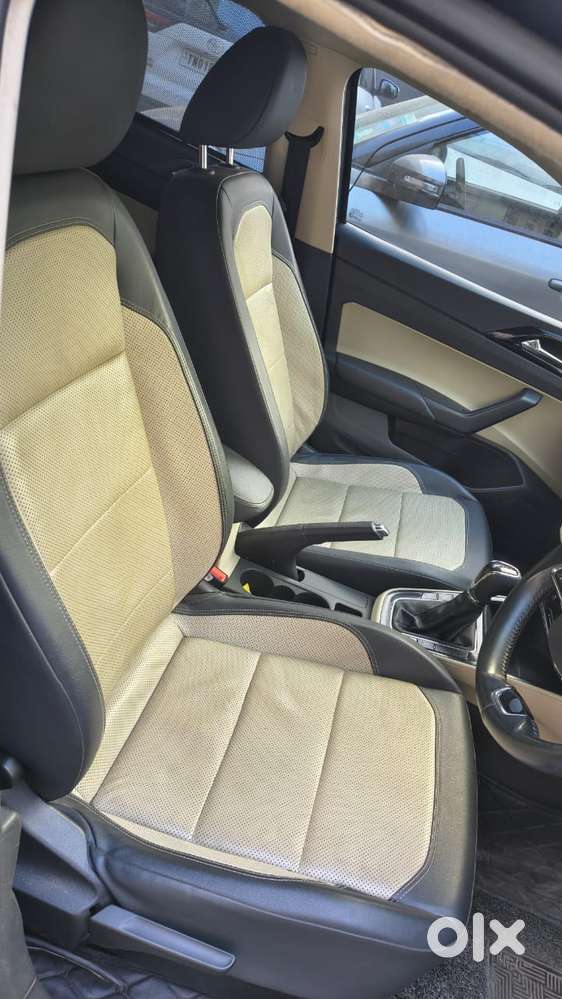 Skoda Slavia 1.0 Tsi Style At, 2022, Petrol