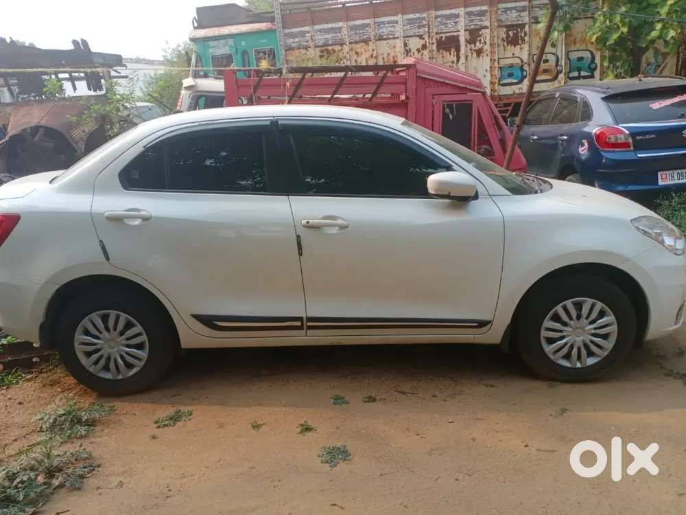 Maruti Suzuki Dzire 2021 Petrol 65000 Km Driven