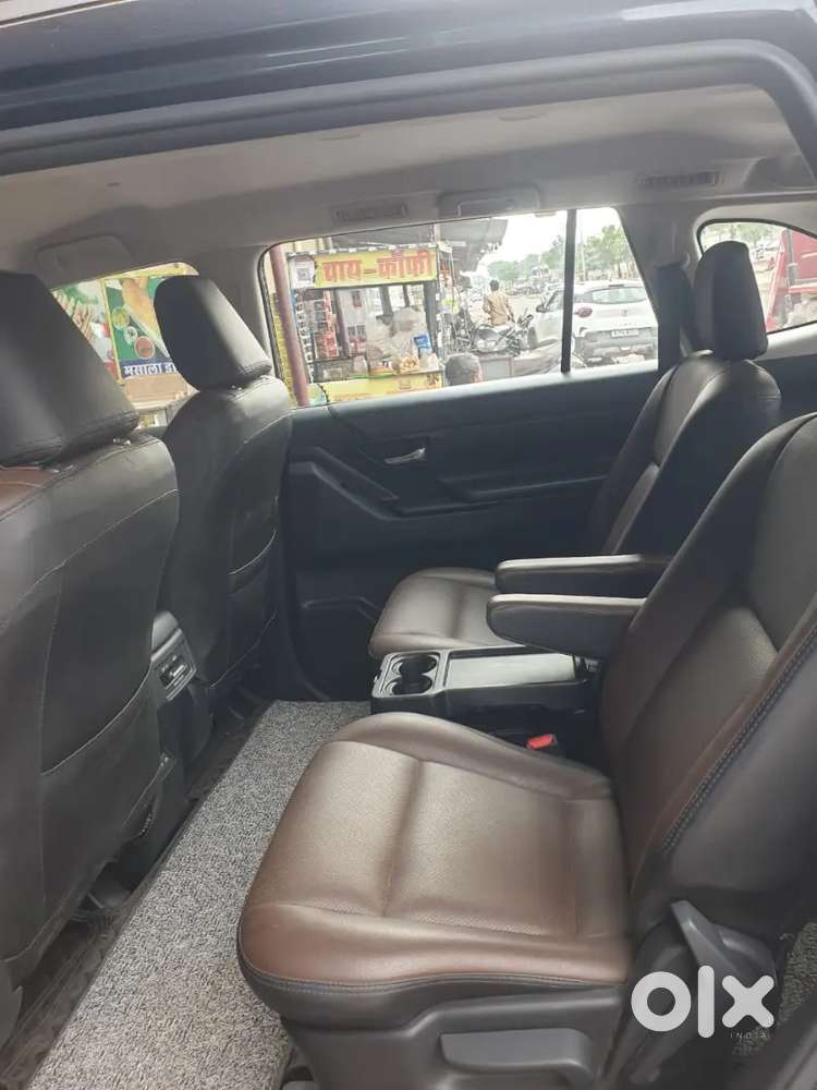 Toyota Innova Hycross Hybrid 7 Str 2024