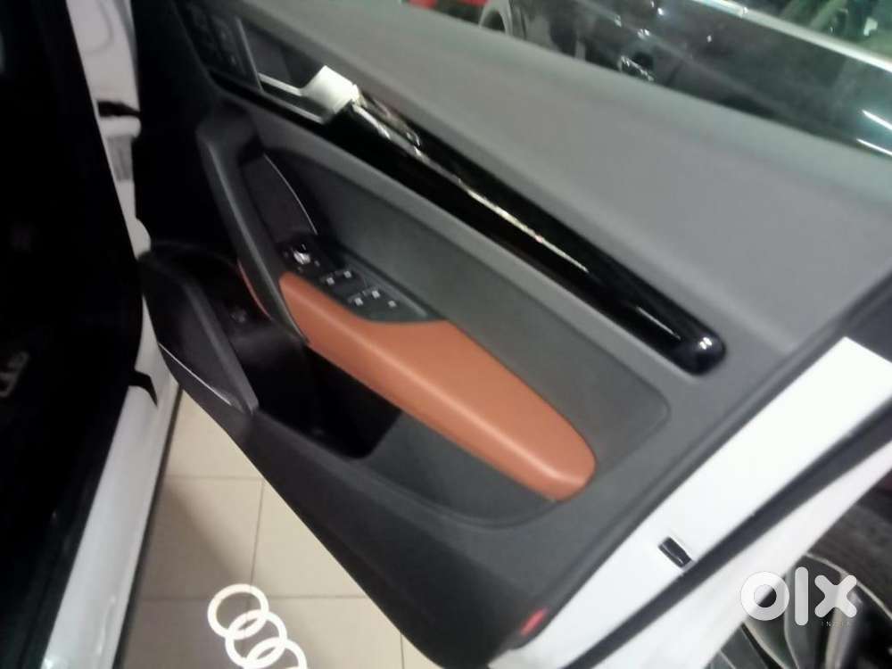 Audi Q5 Premium Plus 45 Tfsi, 2023, Petrol