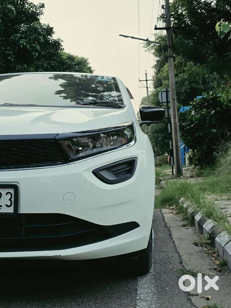 Tata Altroz Xm Plus Petrol, 2025, Petrol