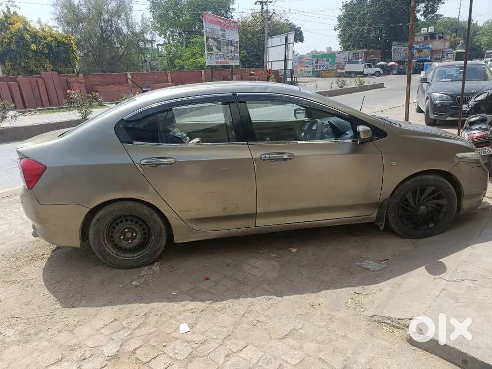 Honda City 2011 Cng & Hybrids Good Condition