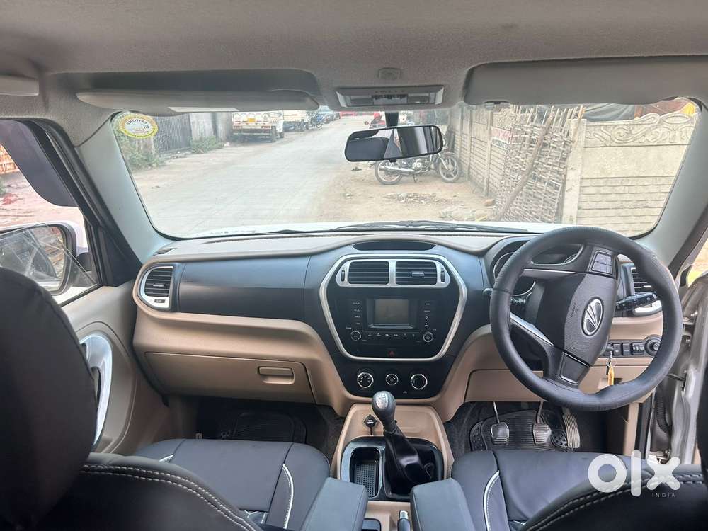 Mahindra Tuv 300 T8, 2017, Diesel