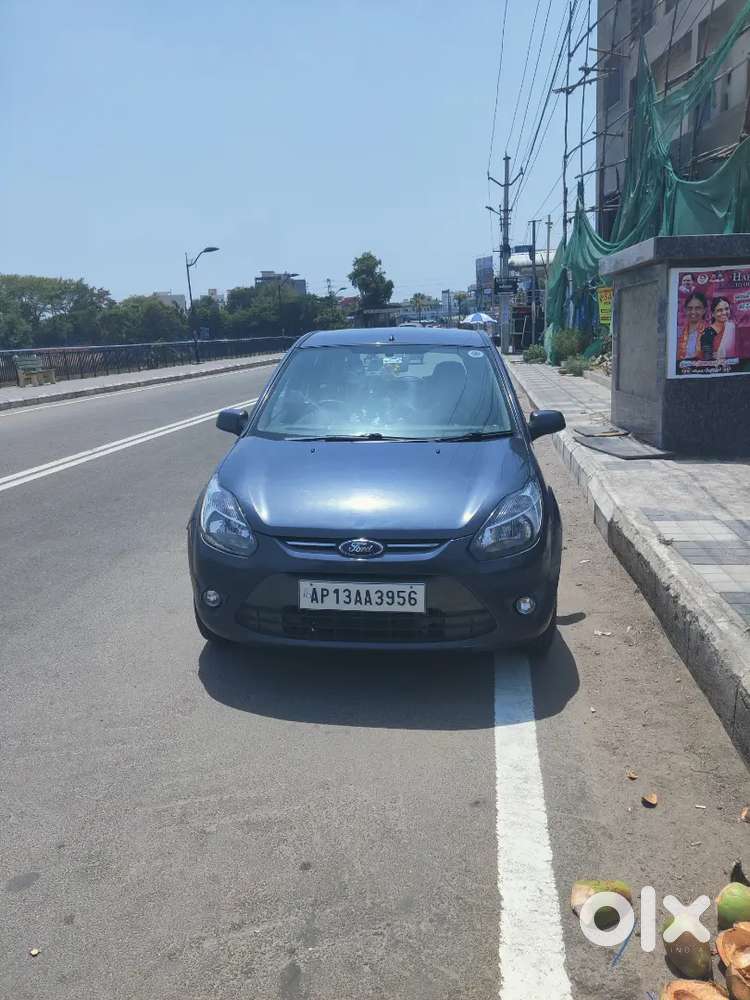 Ford Figo 2011 Petrol