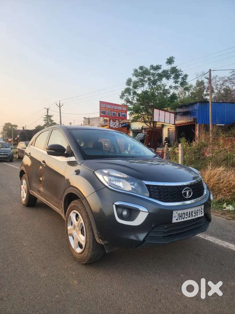 Tata Nexon 2018 Petrol 70000 Km Driven