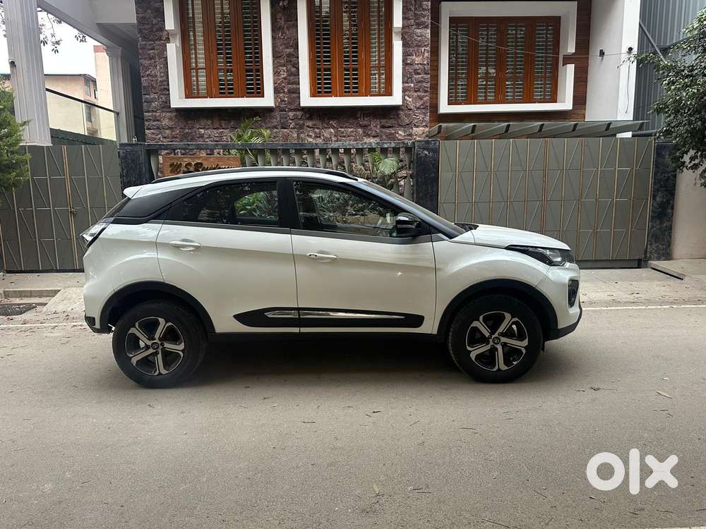 Tata Nexon 1.2 Revotron Xza Plus (o) Amt, 2021, Petrol