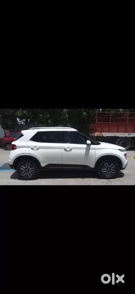 Hyundai Venue 1.5 S (o) Crdi, 2022, Diesel