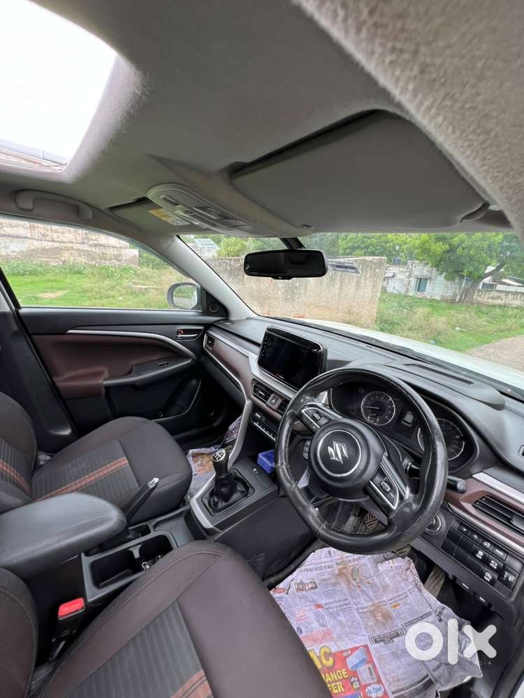 Maruti Suzuki Brezza 1.5 Zxi Plus Smart Hybrid, 2022, Petrol