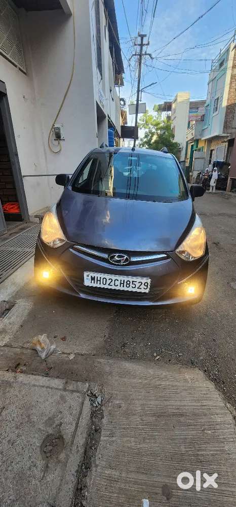 Hyundai Eon Magna 2012