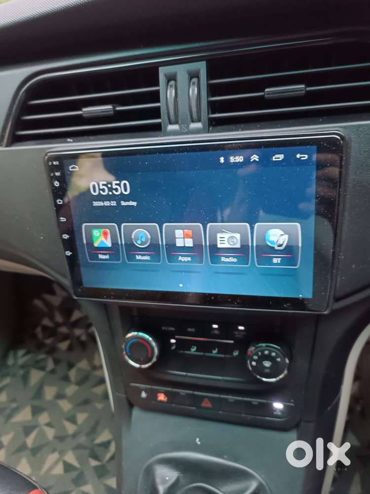 Mahindra Marazzo