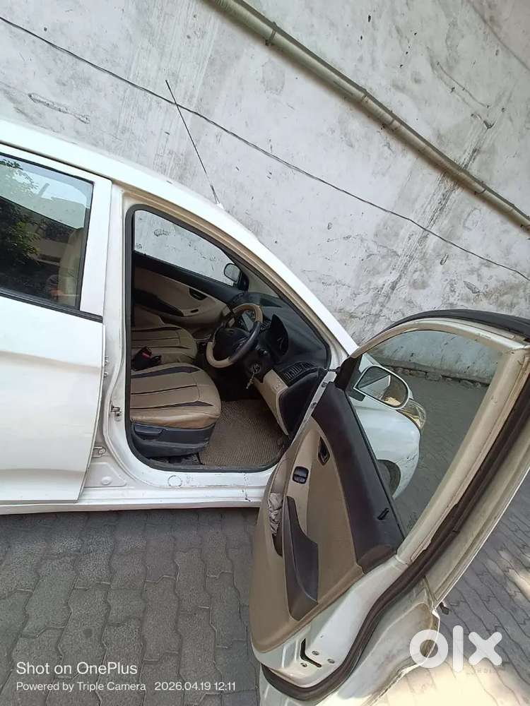 Hyundai Eon 2015 Petrol 70211 Km Driven