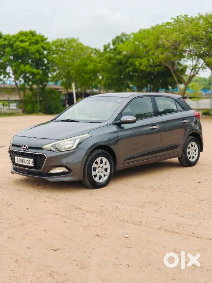 Hyundai Elite I20 [ ] 1.4 Sportz Crdi, 2015, Diesel