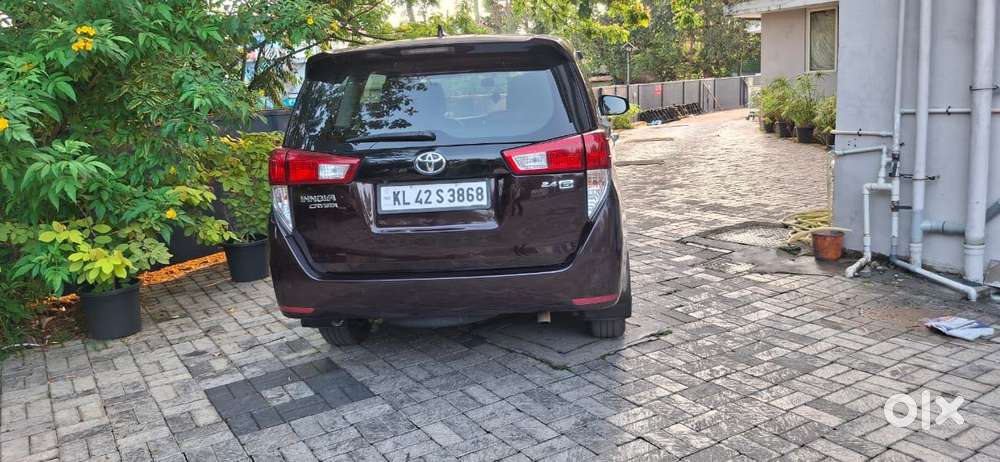 Toyota Innova Crysta [2020-ongoing] 2.4 Gx At 7 Str, 2020, Diesel