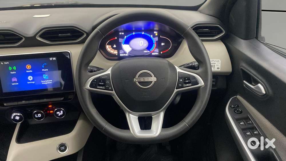 Nissan Magnite 1.0 Xv, 2022, Petrol